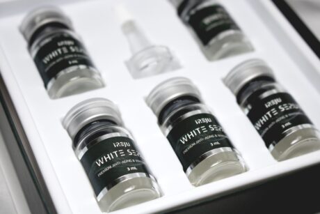 20250203 WHITE SERUM vials inside box silk closeup